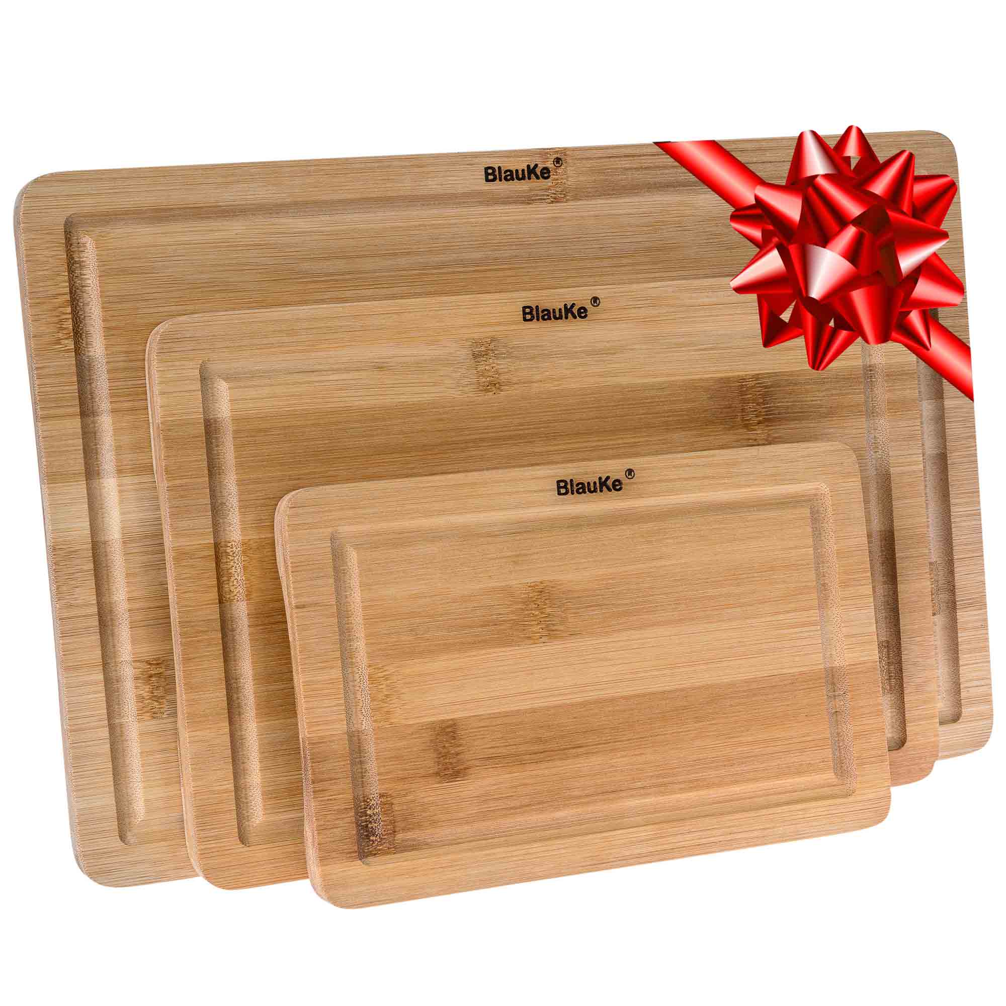 http://blauke.com/cdn/shop/products/BambooCuttingBoardSetof3_OrganicKitchenChoppingBoardsforMeatCheese_Vegetables_HeavyDutyBambooCuttingBoardswithJuiceGrooves_Handles_WoodenServingTray_CarvingBoard-8.jpg?v=1615828715